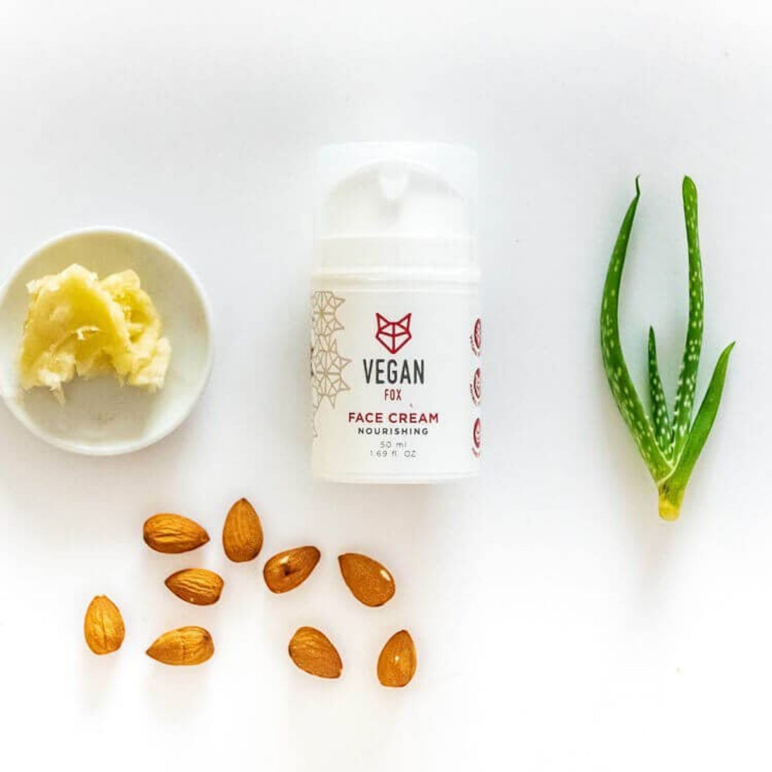 Creme Facial Nutritivo para Pele Seca com Amêndoas Doces, Karité e Cacau