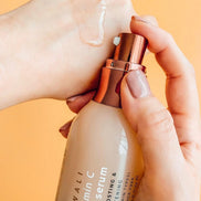 Sérum facial Vitamina C com ácido hialurónico para pele sensível