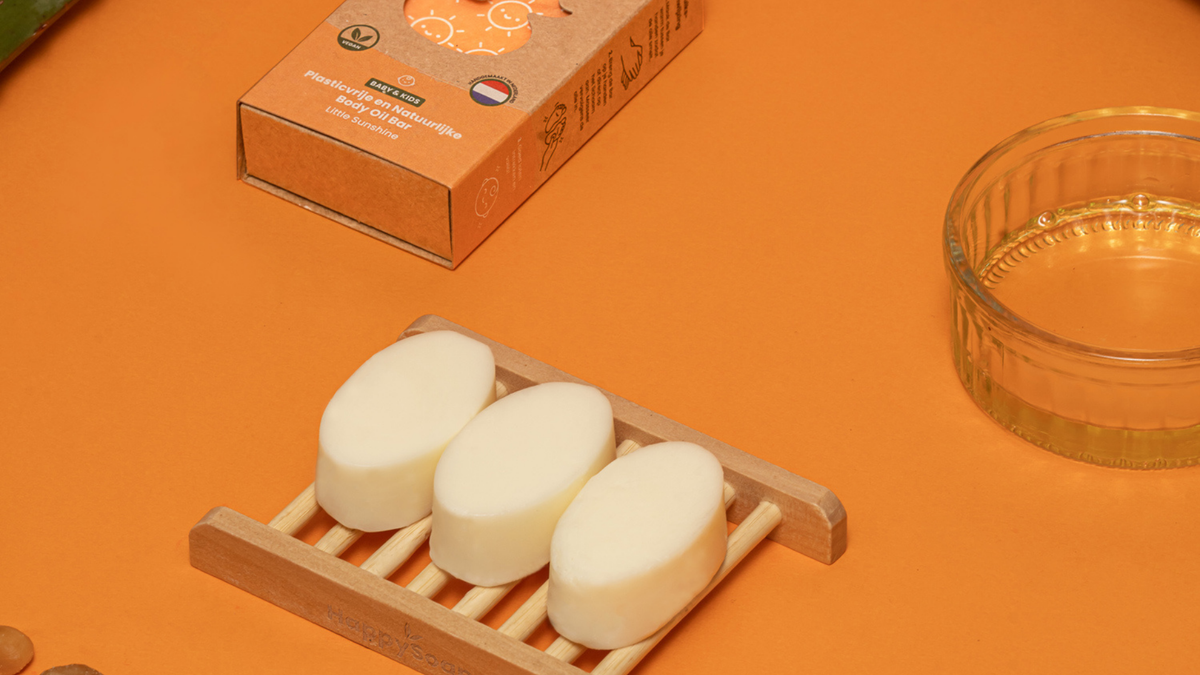 Detalhe e escala — Barra de Óleo Corporal para Bebé e Criança com Jojoba e Cacau · HappySoaps · 60 g