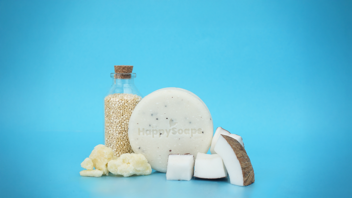 Champô Sólido de Coco com Sementes de Papoila — ambiente · HappySoaps