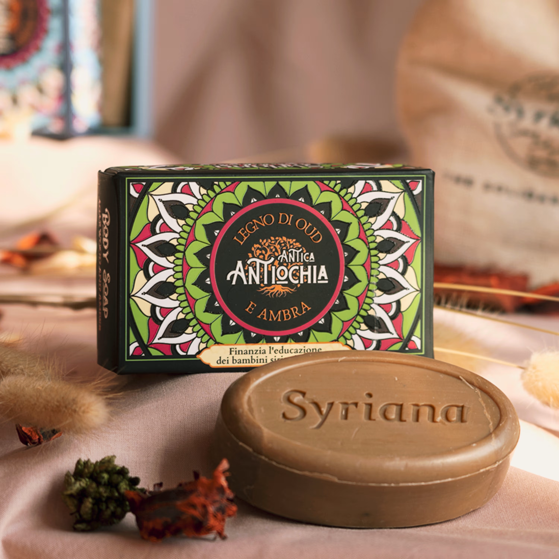 Sabonete Aleppo com Fragrância de Rosa Damascena, Almíscar Negro e Oud-Âmbar
